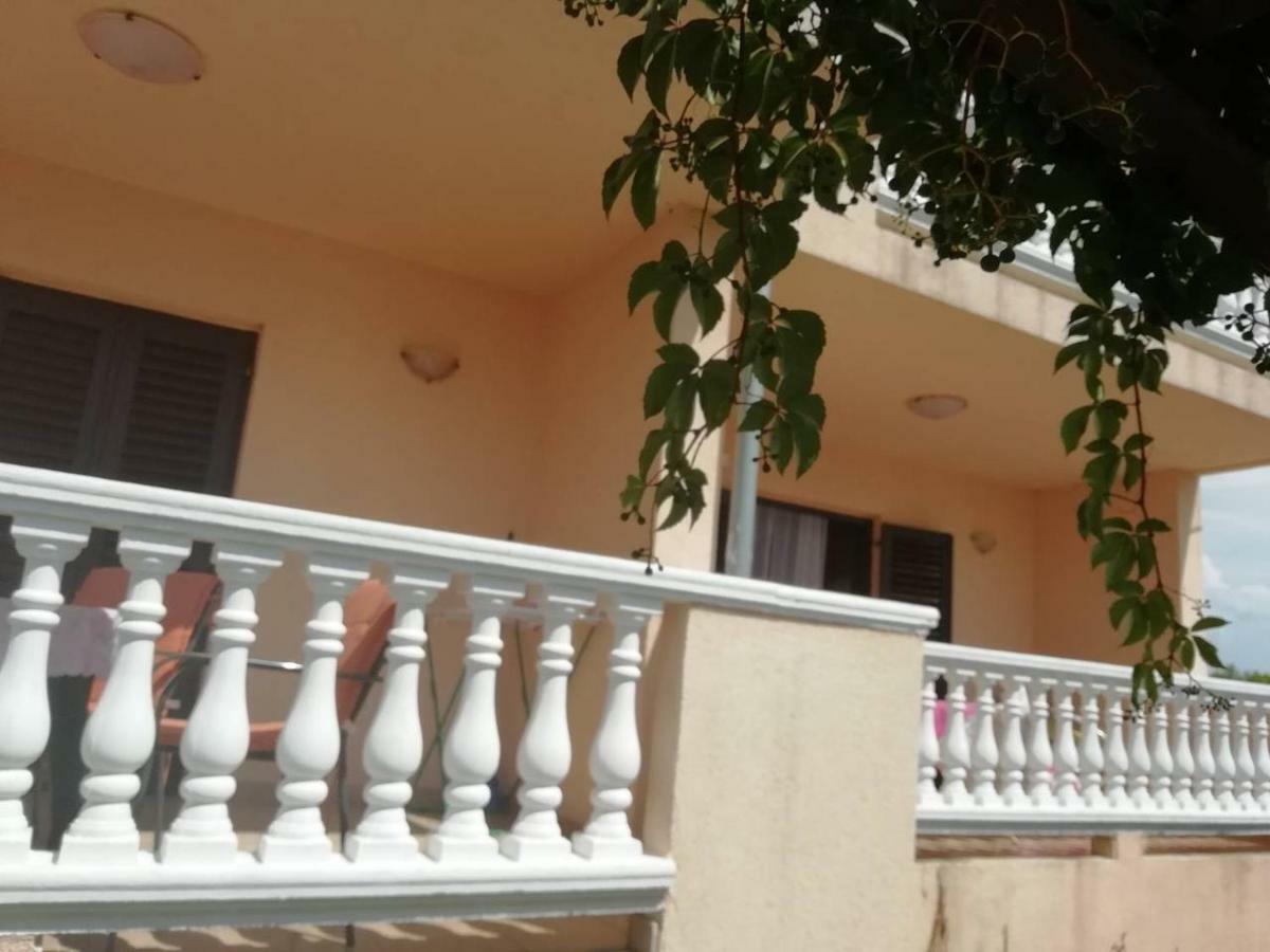 Apartment Plavia Biograd Biograd Na Moru Exterior foto