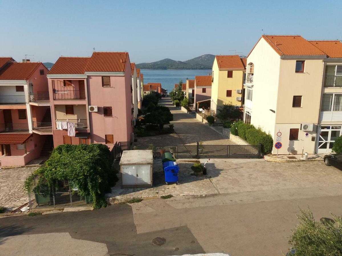 Apartment Plavia Biograd Biograd Na Moru Exterior foto